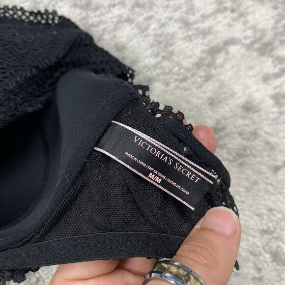 Victorias Secret Bra Black Lace Racerback Wireless No Wire Bralette Size Medium - Picture 3 of 3